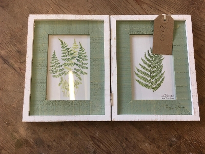 Double botanical picture frame
